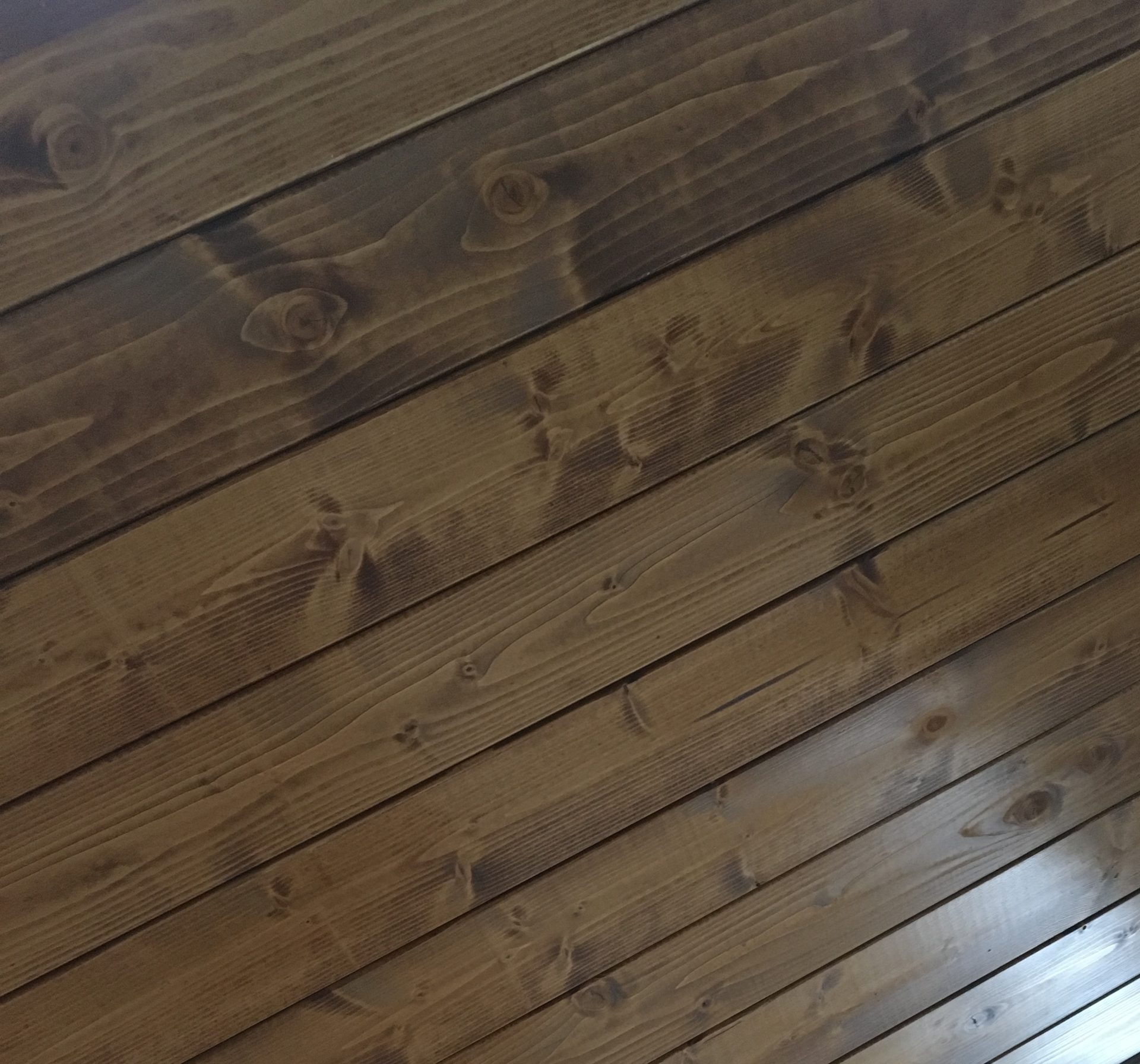 acabado panel-sandwich-teja-madera