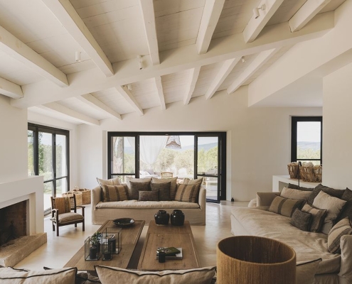 techos de madera blancos acabados