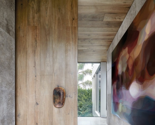 casa con techos de madera materiales