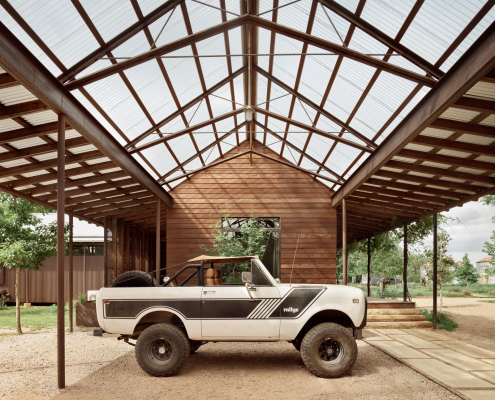 fachada con listones de madera precios